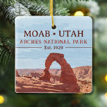 Ornamento De Cerâmica Watercolor Delicate Arch Moab Utah National Park<br><div class="desc">Watercolor Delicate Arch Moab Utah vetor trabalho de arte design. O parque fica ao norte de Moab, no estado de Utah. Moab Arches design para aqueles que amam o exterior e o sul de Utah. Esta é uma design de Moab Utah e a delicada arca. - Pode alterar ou eliminar...</div>
