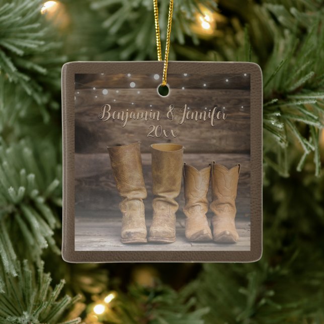 Ornamento De Cerâmica West Cowboy Boots Russo Barn Monograma (Árvore)