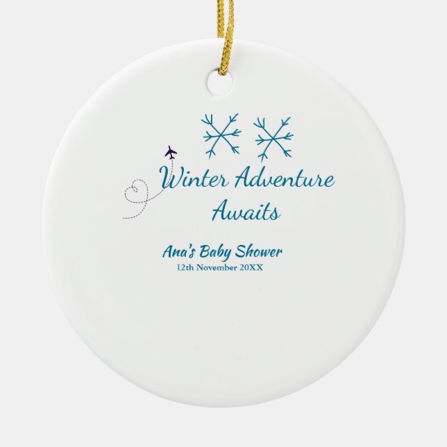 Ornamento De Cerâmica Winter Adventure awaits baby shower blue snowflake (Frente)