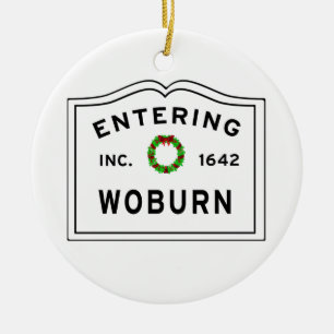 Ornamento De Cerâmica Woburn, MÃE Holiday Wreath Metal Ornament