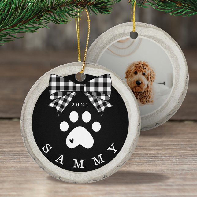 Ornamento De Cerâmica Xadrez Branca Preta Imprimir Pet Fotografia Pet Fo (Black White Plaid Paw Print Pet Photo Wood Slice Ceramic Ornament)