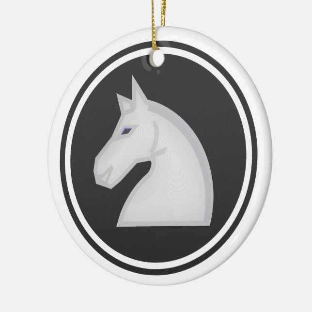 Ornamento De Cerâmica Cavalo branco com conselho de xadrez