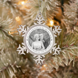 Ornamento De Estanho Floco De Neve Primeiro Natal como a foto do Sr. e da Sra. prata.