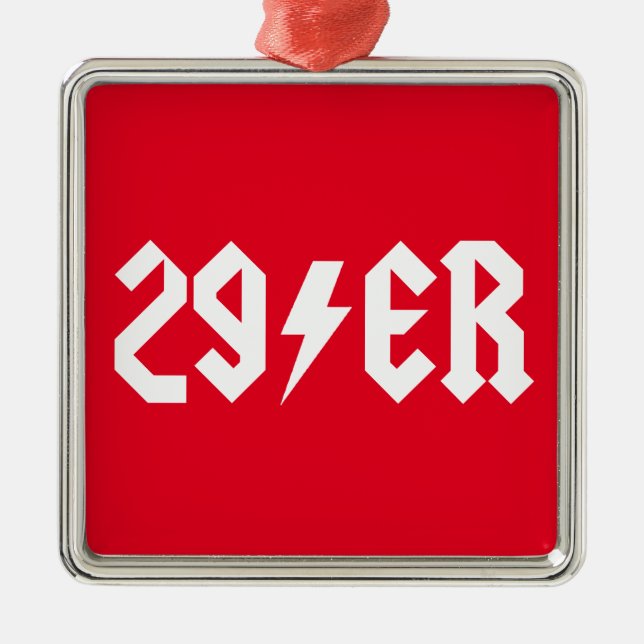 ORNAMENTO DE METAL 29º (Frente)