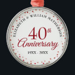 Ornamento De Metal 40 anos Ruby Hearts<br><div class="desc">Projetado para coordenar com nossa coleção de Ruby Hearts do 40º aniversário. Com corações rubis delicados. Personalize com suas informações especiais de 40 anos de rubi em carta chic. Projetado por Thisnotme©</div>