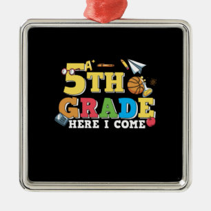 Ornamento De Metal 5 de Grau de Professores 5 de Grau Aqui Estou