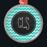 Ornamento De Metal Aqua Color Chevron; Vintage Chalkboard<br><div class="desc">Vocês vão adorar este design de quadro elegante e vintage com Aqua Color Chevron; design de padrão zag zag! Convidamo-lo para nossa loja, Chá de fraldas Boutique, para ver este design de quadro negro legal em muitos mais produtos personalizáveis excelentes, incluindo os convites para Bebê e presentes para bebês e...</div>