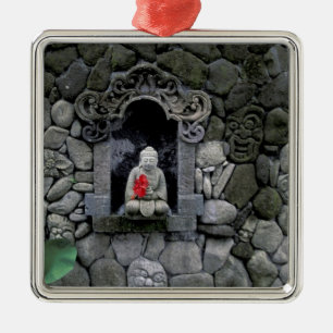 Ornamento De Metal Ásia, Indonésia, Bali. Um santuário de Buda