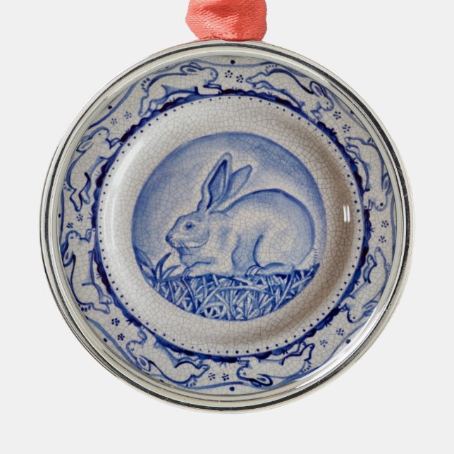 Ornamento De Metal "Azul Dedham" Rabbit Azul e Pasta Branca (Frente)