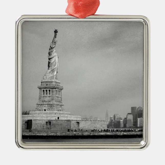 Ornamento De Metal Batido NYC (Frente)