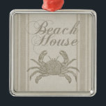 Ornamento De Metal Beach House Carab Seashore Coastal Vintage<br><div class="desc">Este presente de caranguejo da casa de praia é um presente de praia calmo. A imagem tem um fundo arenoso bronzeado, com um padrão que se parece com canvas. Isto é perfeito para a casa de praia, e te deixa no clima para o verão. A decoração da casa de praia...</div>