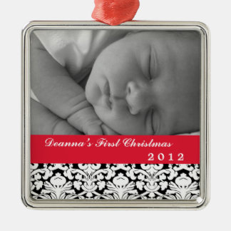 Ornamento De Metal Bebê de damasco preto clássico com faixa vermelha