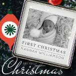 Ornamento De Metal Bebê Primeiro Natal Foto Moderna Minimalista<br><div class="desc">Design é composto por tipografia divertida e divertida com fontes sans serif e serif. Adicione uma foto personalizada do seu bebê ou altere o filtro de fotos.</div>