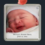 Ornamento De Metal Bebês 1rua Foto de Natal<br><div class="desc">Crie um belo ornamento memorial para novos pais,  bebês,  avós e muito mais.</div>