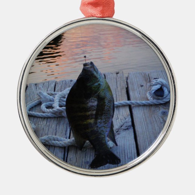Ornamento De Metal Bluegill no lago de Arrohouad ao pôr do sol (Frente)