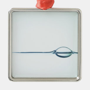 Ornamento De Metal Bolhas na superfície da água