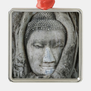 Ornamento De Metal Cabeça de arenito de Buda cercada por árvore