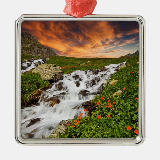 Ornamento De Metal Cachoeira nas montanhas com flores (Frente)