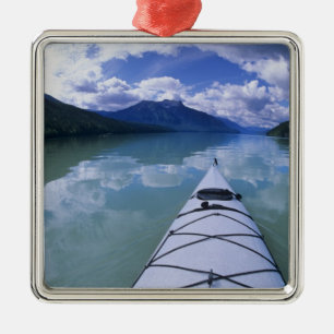Ornamento De Metal Caiaque no final do Lago Azure em Wells