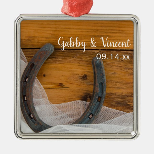 Ornamento De Metal Casamento de ferradura e véu-nobre (Frente)