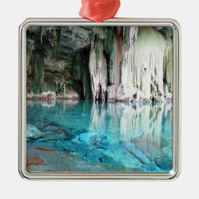 Ornamento De Metal Cavernas dentro (Frente)