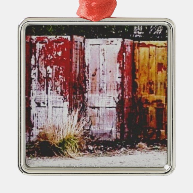 Ornamento De Metal Cerca da porta (Frente)