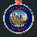 Ornamento De Metal Círculo Retro Distresso da Austrália Melbourne<br><div class="desc">Design de viagem de vetor retro de Melbourne. Melbourne é a capital costeira do sudeste australiano de Victoria. No centro da cidade está o desenvolvimento moderno da Praça da Federação,  com praças,  bares e restaurantes pelo rio Yarra.</div>