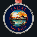 Ornamento De Metal Círculo Retrotraído da Austrália<br><div class="desc">Cairns retro vetor viagem design. Cairns é uma cidade em Queensland,  Austrália,  na costa tropical nordeste do Extremo Norte de Queensland. Foi fundada em 1876 e é considerada a porta de entrada para a Excelente Barreira de Recife e a Floresta Tropica Molhada da Austrália.</div>