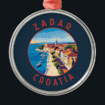 Ornamento De Metal Círculo Retrotraído de Zadar Croácia<br><div class="desc">Zadar retro vetor viagem design. Zadar,  uma cidade na costa Dalmaciana da Croácia,  é conhecida pelas ruínas romana e veneziana da sua antiga cidade peninsular.</div>