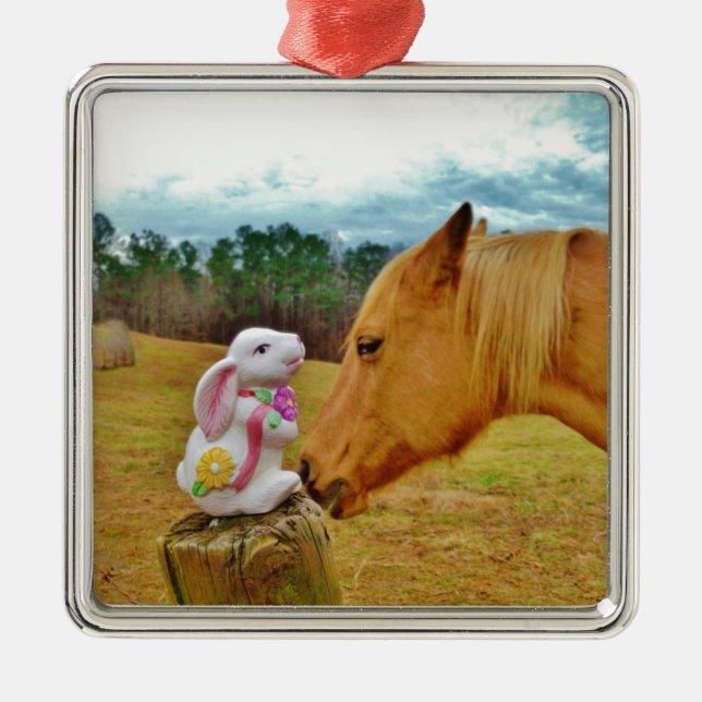 Ornamento De Metal Coelho branco e cavalo amarelo (Frente)