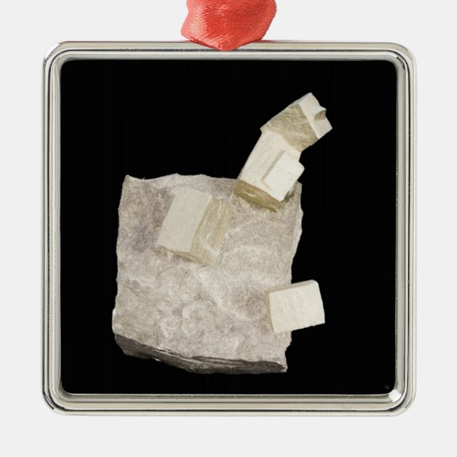 Ornamento De Metal Cristais da pirite no xisto (Frente)