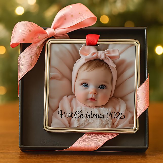 Ornamento De Metal Custom Baby’s First Christmas Ornament (Criador carregado)
