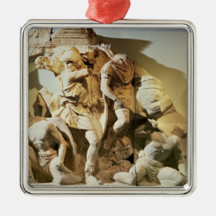 Ornamento De Metal Detalhe do friso de uma cena de batalha