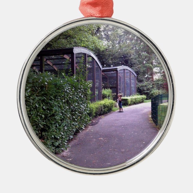 Ornamento De Metal duas crianças no parque (Frente)