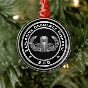ORNAMENTO DE METAL EOD