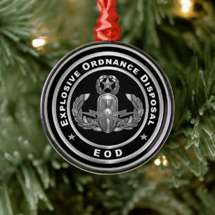 ORNAMENTO DE METAL EOD