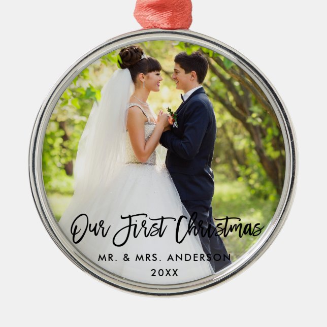 Ornamento De Metal Escoteiro Moderno Casou Nosso Primeiro Natal (Frente)