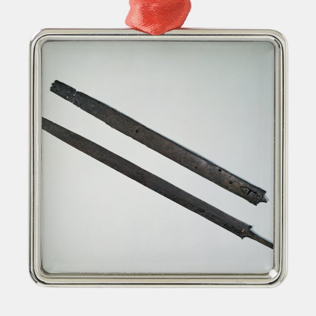 Ornamento De Metal Espada e bainha, do La Tene, suiça (Frente)