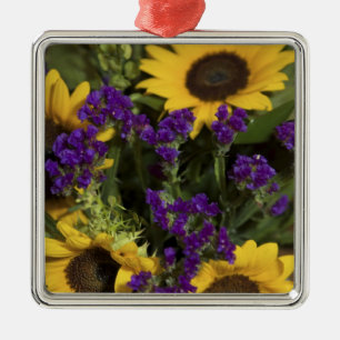 Ornamento De Metal EUA, close-up da arranjo floral de noiva,
