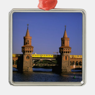 Ornamento De Metal Europa, Alemanha, Berlim. Kreuzberg, Oberbaum