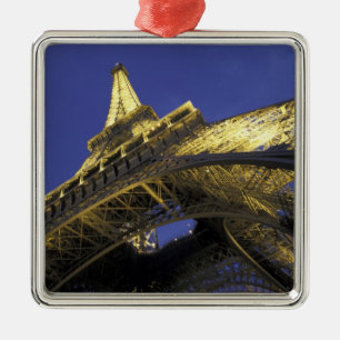 Ornamento De Metal Europa, França, Paris, Torre Eiffel, noite 2