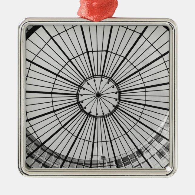 Ornamento De Metal Europa, Suiça, Zurique. Cúpula de vidro (Frente)