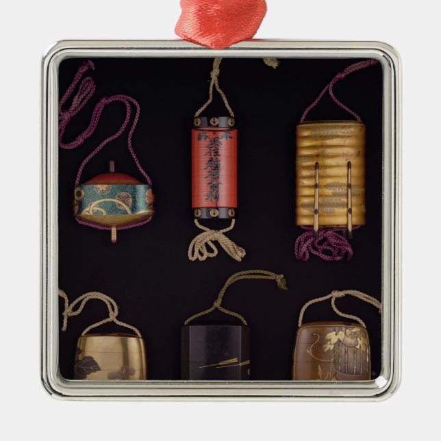 Ornamento De Metal Exemplo do Inro (Frente)