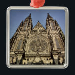 Ornamento De Metal Fachada da catedral de St. Vitus<br><div class="desc">Fachada da catedral de St. Vitus | pelo lugar da arte de Kamil Hilbert |: Praga,  número de coleção checo checo da imagem do artista | da república |: XIR221315</div>