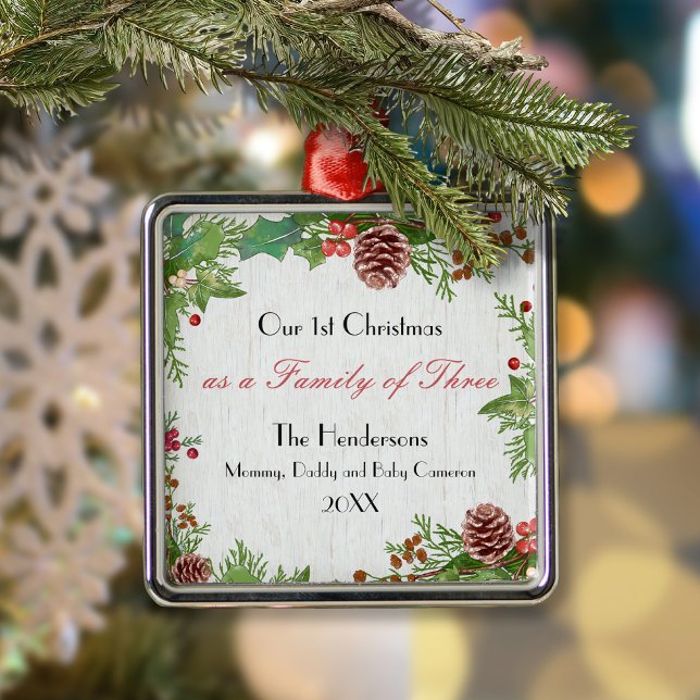 Ornamento De Metal Família Russa de três recém-nascidos no Natal (Criador carregado)