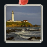 Ornamento De Metal Farol em Pigeon Point State Beach em San 2<br><div class="desc">COPYRIGHT Chuck Haney / DanitaDelimont.com| US05 CHA0151.jpg| Farol em Pigeon Point State Beach,  no condado de San Mateo,  Califórnia,  EUA</div>