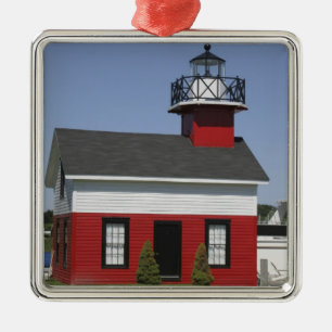Ornamento De Metal Farol realocado na costa em Douglas perto