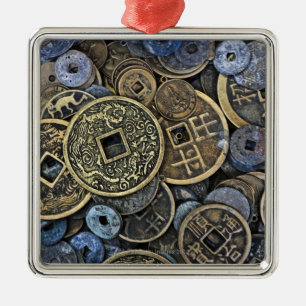 Ornamento De Metal Feche acima das moedas vietnamianas