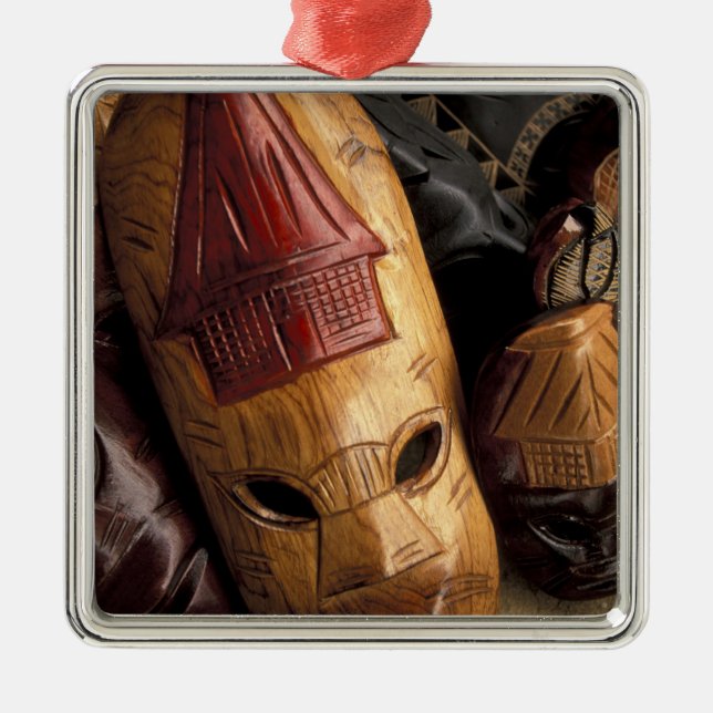 Ornamento De Metal Fiji, Viti Levu Mask no mercado municipal. (Frente)