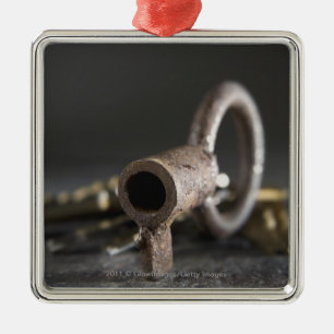 Ornamento De Metal Fim-acima de uma chave em um anel chave
